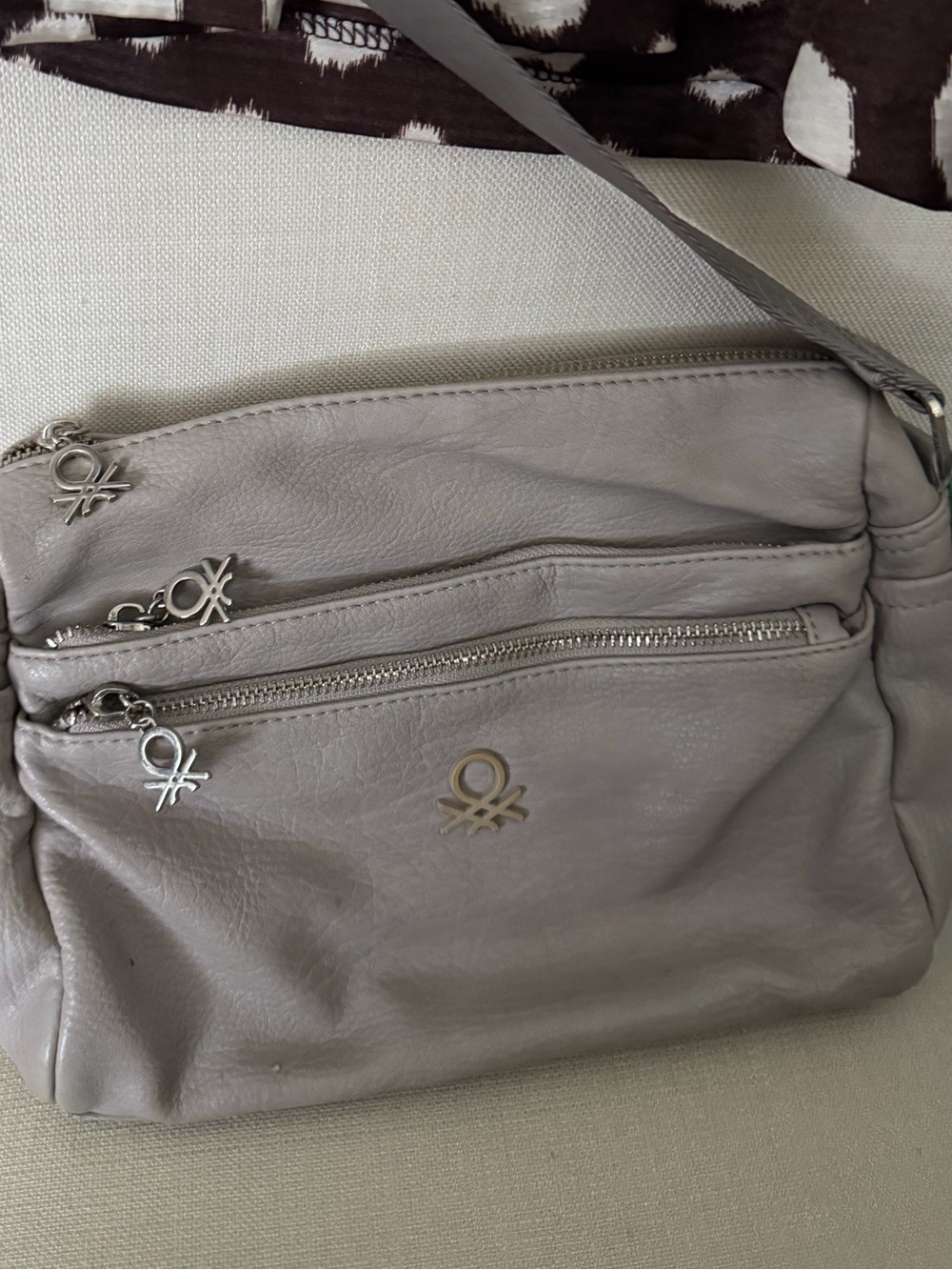 United Colors of Benetton Crossbody Bag in cappuccino colour